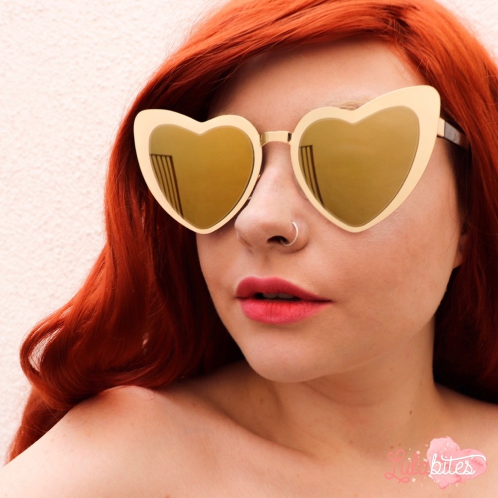 Cleo Heart Sunglasses (Gold tone) - Picture 4 of 5